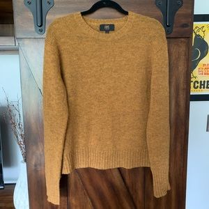 FRYE Shetland Wool Sweater